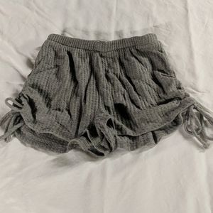 GAZE WAFFLE PRINT RUCHED SHORTS